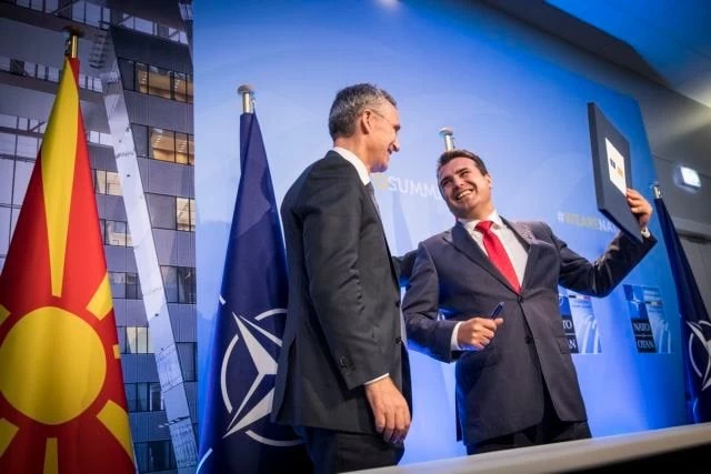 Σε τελική ευθεία για ΕΕ και ΝΑΤΟ τα Σκόπια – Για «Μακεδονία» μιλά ο Ζάεφ, κανένα σχόλιο από Μαξίμου – Αποτυχία η Συμφωνία των Πρεσπών